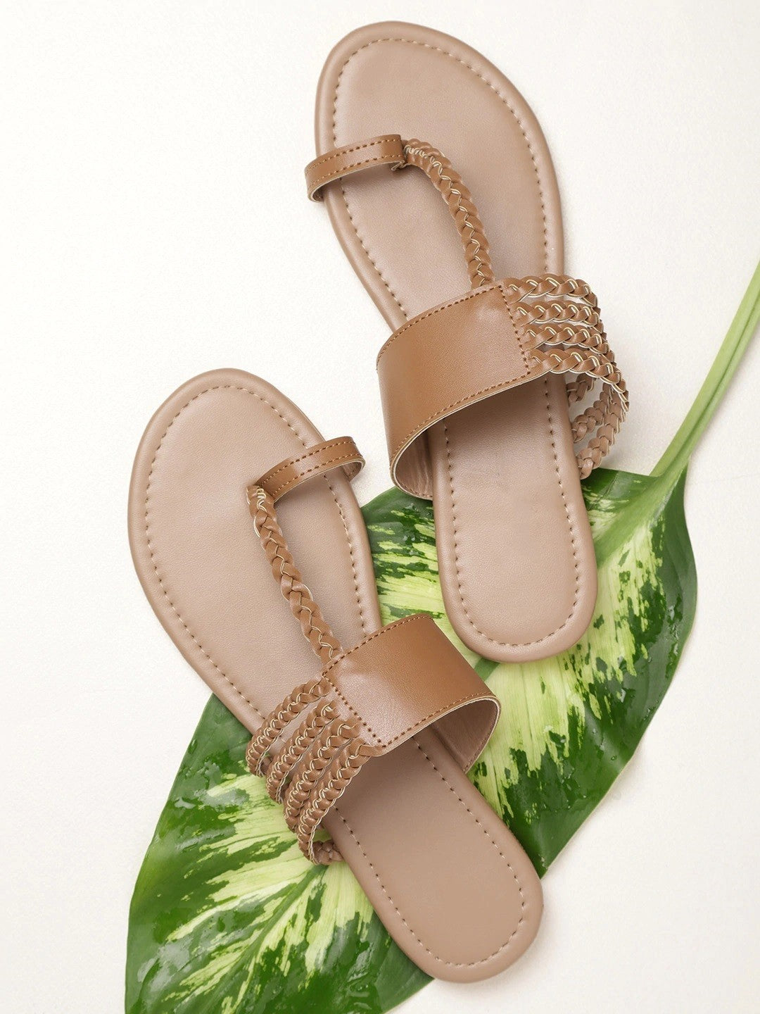 WOMEN "LILY" MATT FLATS