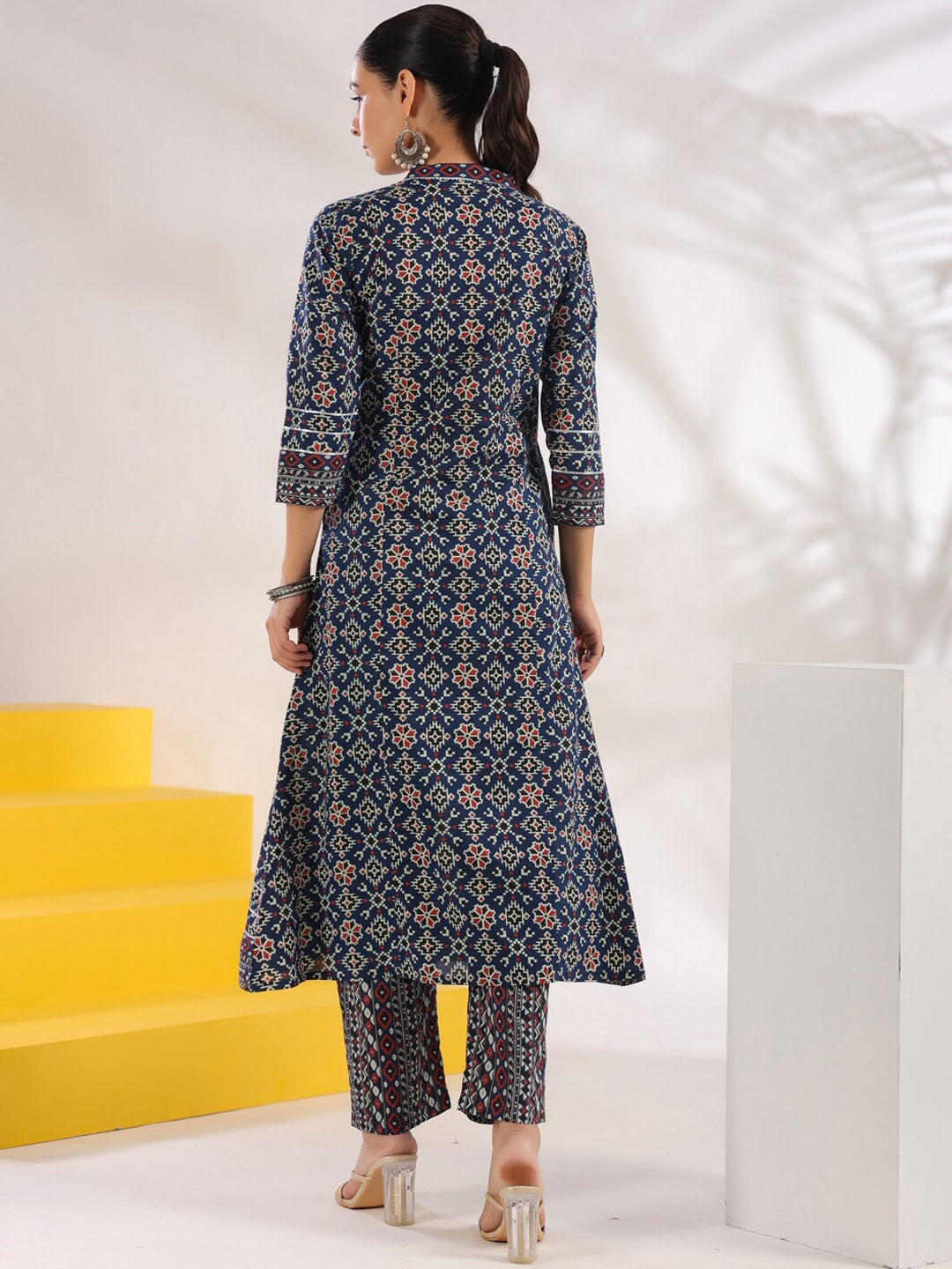 Lawn Digital Printed -D031