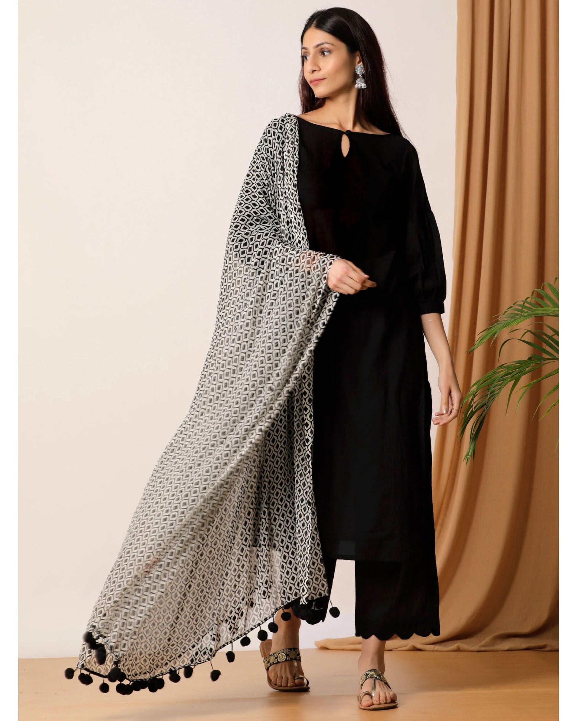 black dress with dupatta D2028 Zeek Store black dress with dupatta D2028 Zeek Store